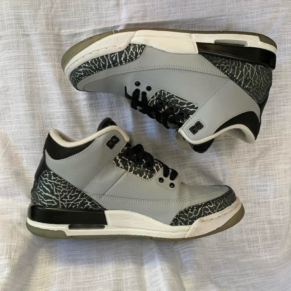 Jordan 3 Retro in Wolf Grey